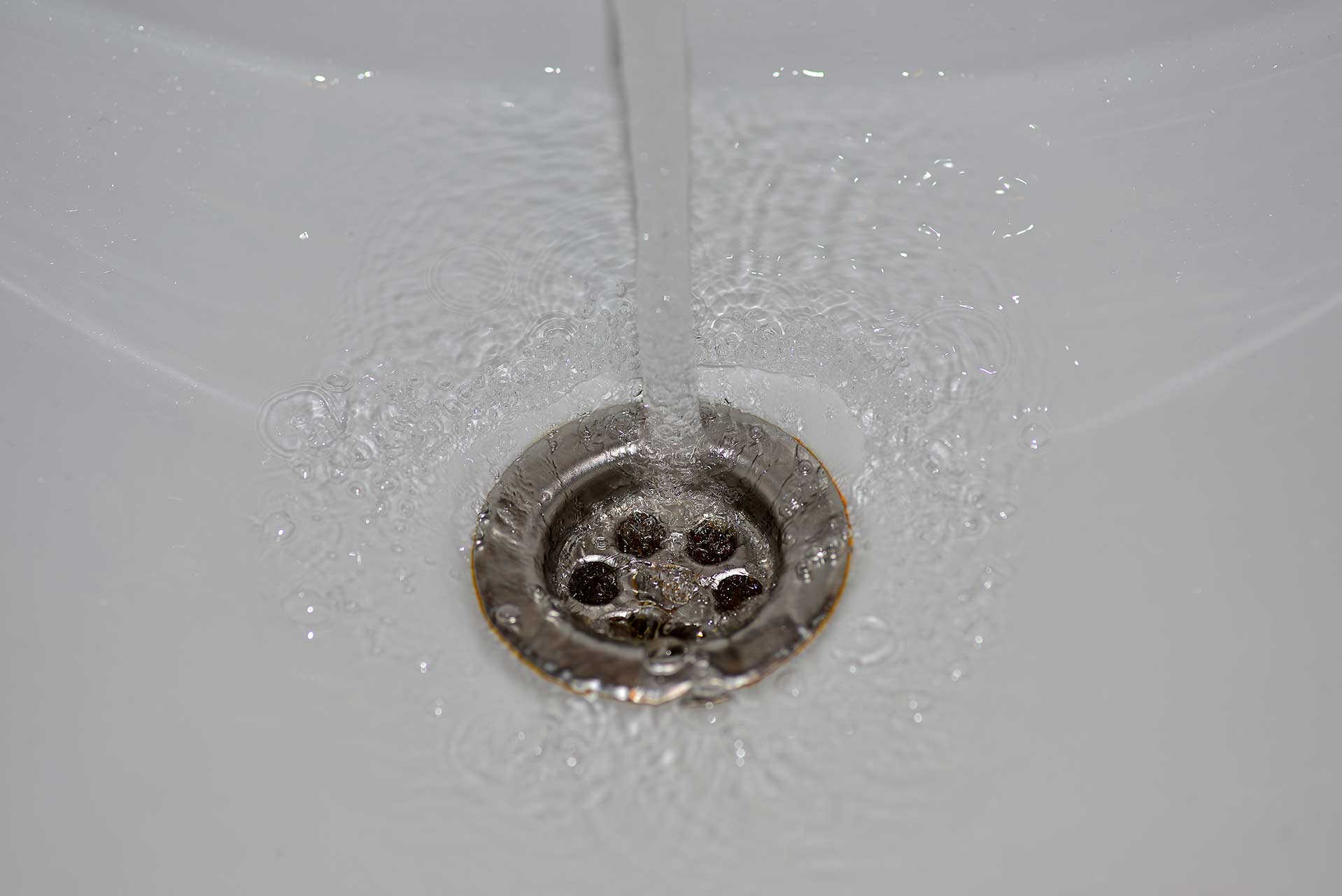 A2B Drains provides services to unblock blocked sinks and drains for properties in Wallington.